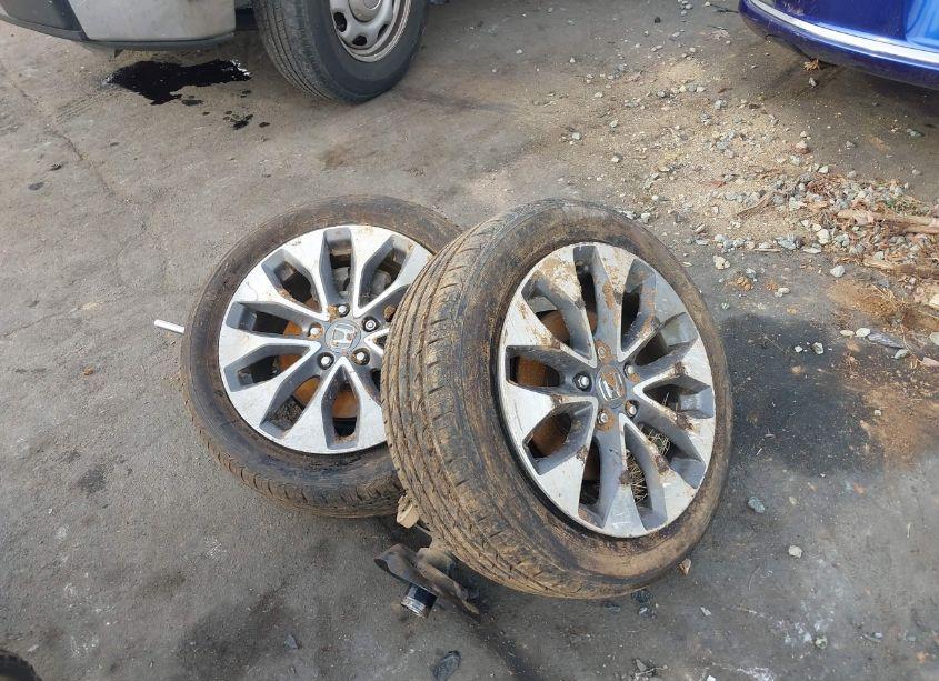 Photo 11 of 2013 Honda Accord EX (VIN 1HGCT1B70DA008685)