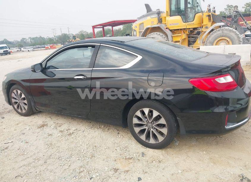 Photo 14 of 2015 Honda Accord EX (VIN 1HGCT1B70FA004428)