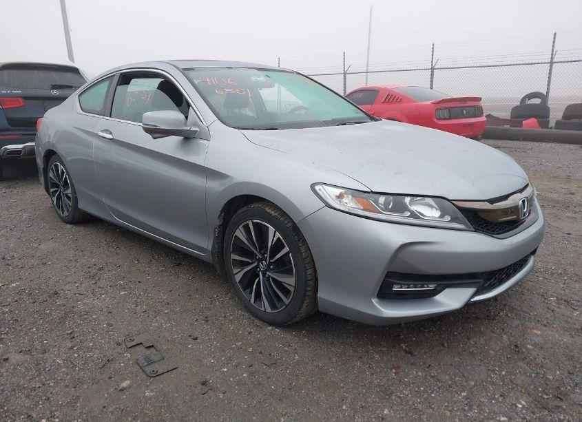 2016 Honda Accord EX (VIN 1HGCT1B70GA007556) main photo