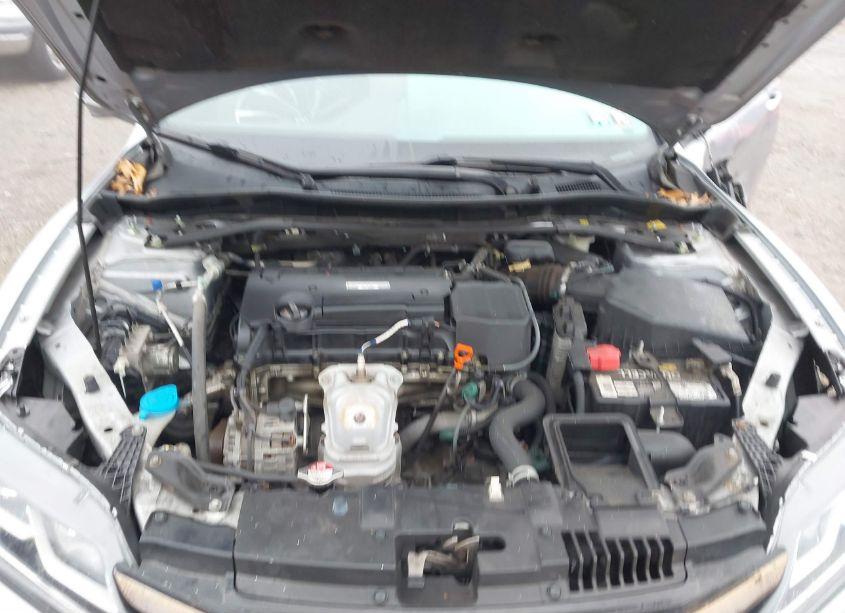 Photo 10 of 2016 Honda Accord EX (VIN 1HGCT1B70GA007556)