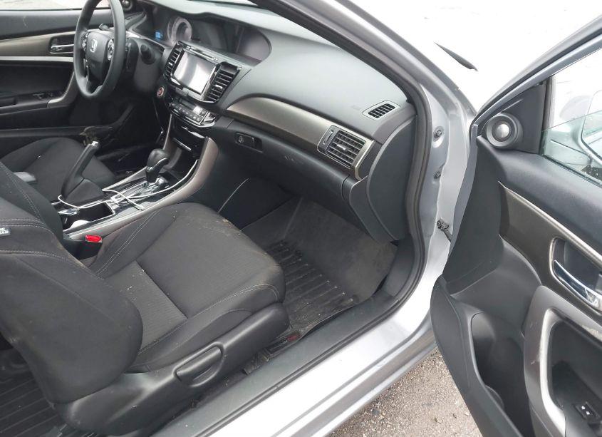 Photo 5 of 2016 Honda Accord EX (VIN 1HGCT1B70GA007556)