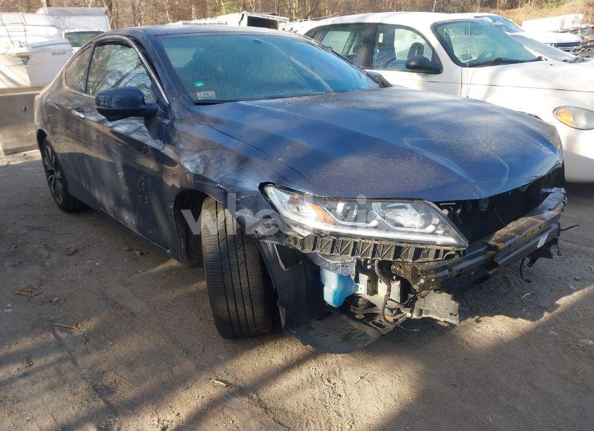 2017 Honda Accord EX (VIN 1HGCT1B70HA005758) main photo