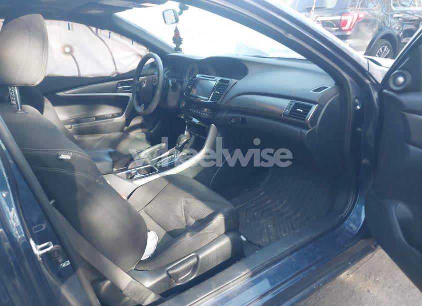 Photo 5 of 2017 Honda Accord EX (VIN 1HGCT1B70HA005758)