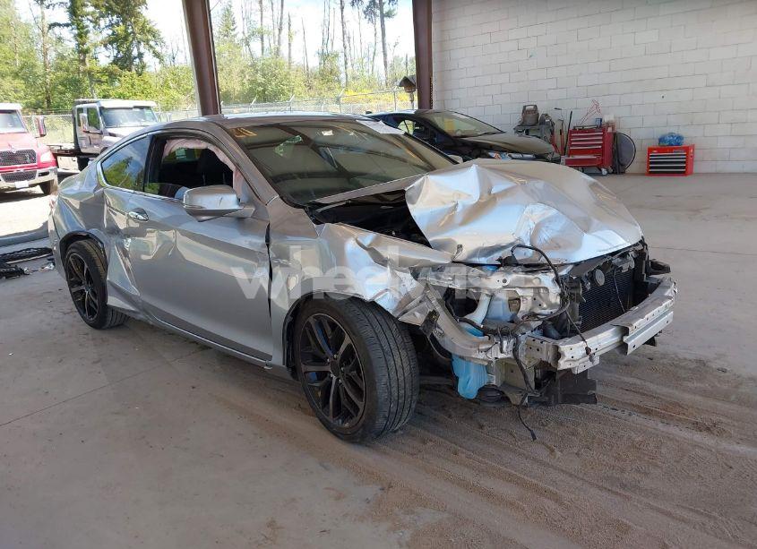 2017 Honda Accord EX (VIN 1HGCT1B70HA008210) main photo