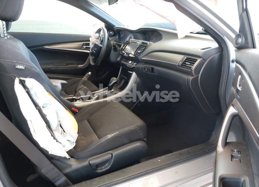 Photo 5 of 2017 Honda Accord EX (VIN 1HGCT1B70HA008210)