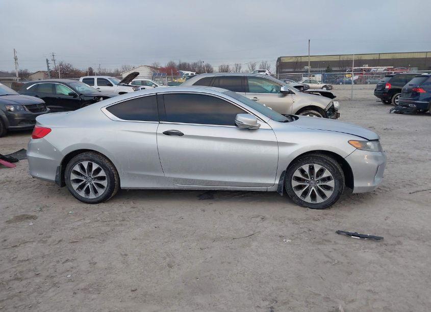 Photo 12 of 2015 Honda Accord EX (VIN 1HGCT1B71FA009184)