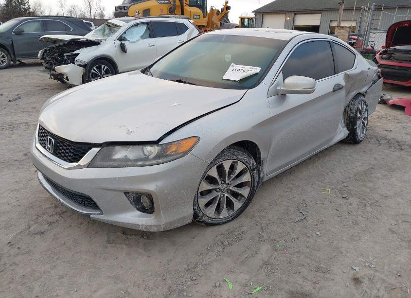 Photo 2 of 2015 Honda Accord EX (VIN 1HGCT1B71FA009184)