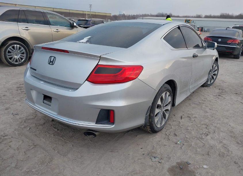 Photo 4 of 2015 Honda Accord EX (VIN 1HGCT1B71FA009184)