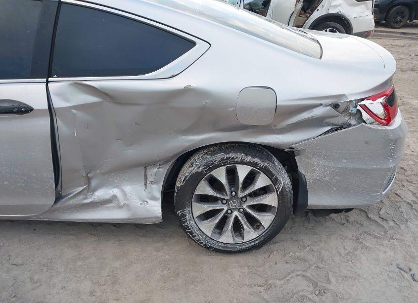 Photo 6 of 2015 Honda Accord EX (VIN 1HGCT1B71FA009184)