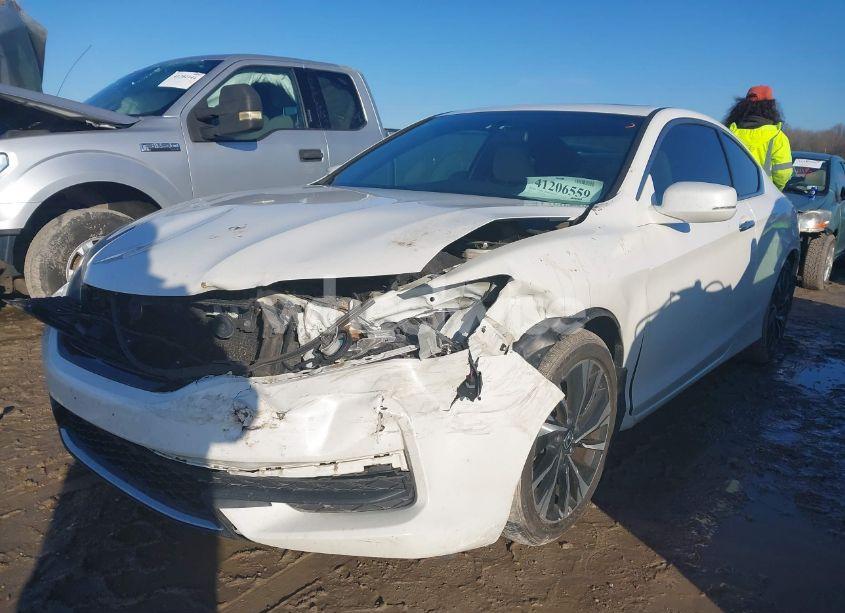 Photo 2 of 2016 Honda Accord EX (VIN 1HGCT1B71GA001054)