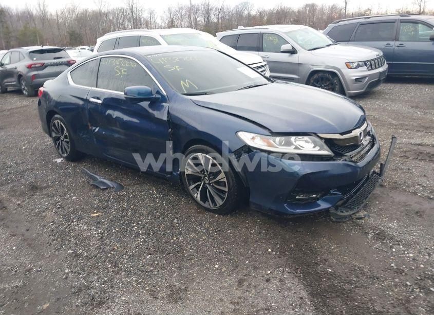 2017 Honda Accord EX (VIN 1HGCT1B71HA004926) main photo