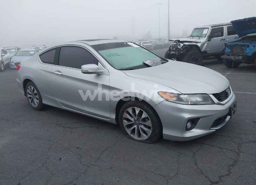 2013 Honda Accord EX (VIN 1HGCT1B72DA008395) main photo