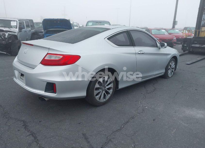 Photo 4 of 2013 Honda Accord EX (VIN 1HGCT1B72DA008395)