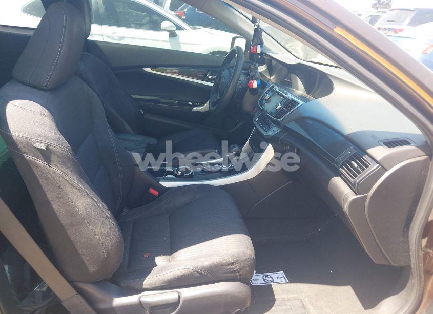 Photo 5 of 2013 Honda Accord EX (VIN 1HGCT1B73DA003870)