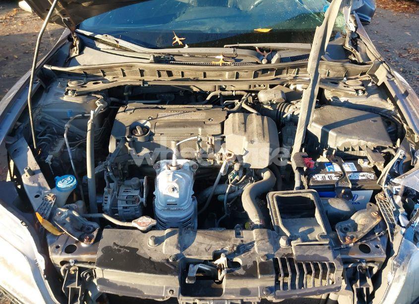 Photo 10 of 2013 Honda Accord EX (VIN 1HGCT1B73DA018448)