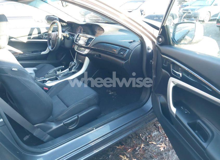 Photo 5 of 2013 Honda Accord EX (VIN 1HGCT1B73DA018448)