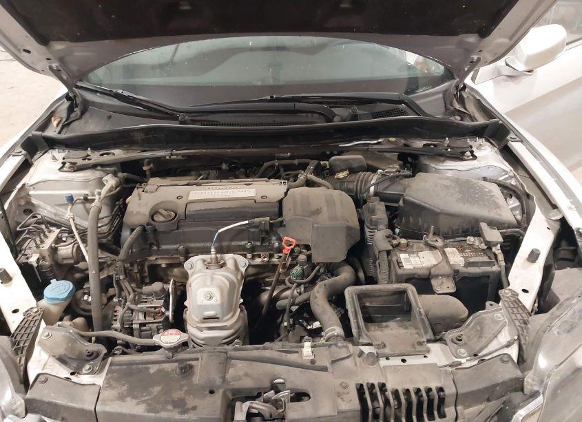 Photo 10 of 2013 Honda Accord EX (VIN 1HGCT1B74DA000153)