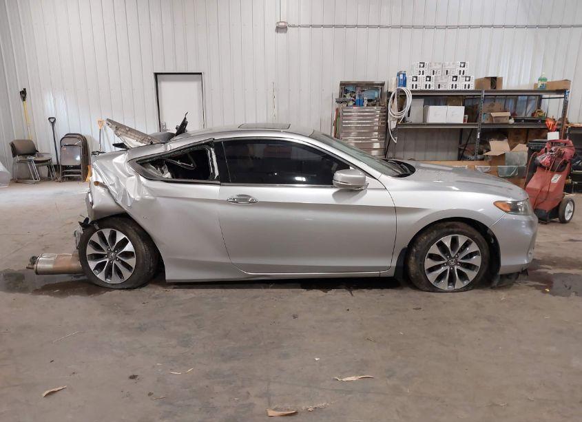 Photo 13 of 2013 Honda Accord EX (VIN 1HGCT1B74DA000153)