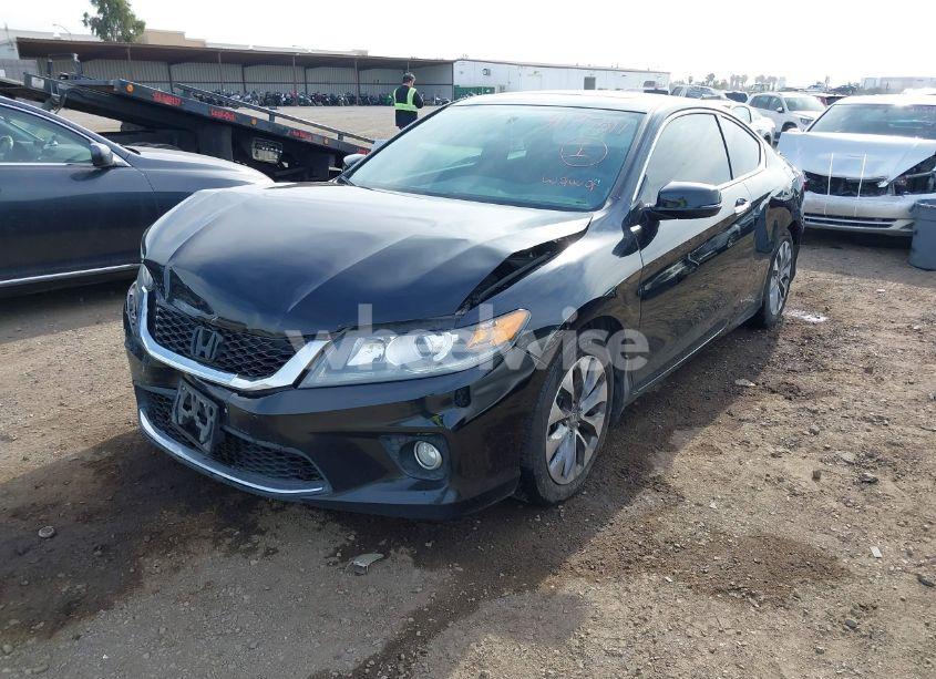 Photo 2 of 2014 Honda Accord EX (VIN 1HGCT1B74EA008514)