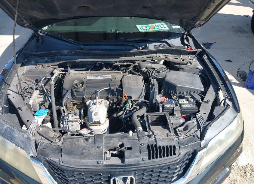 Photo 10 of 2014 Honda Accord EX (VIN 1HGCT1B74EA014037)