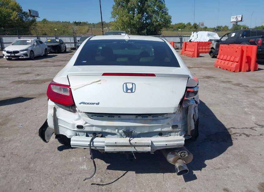 Photo 17 of 2013 Honda Accord EX (VIN 1HGCT1B75DA021142)