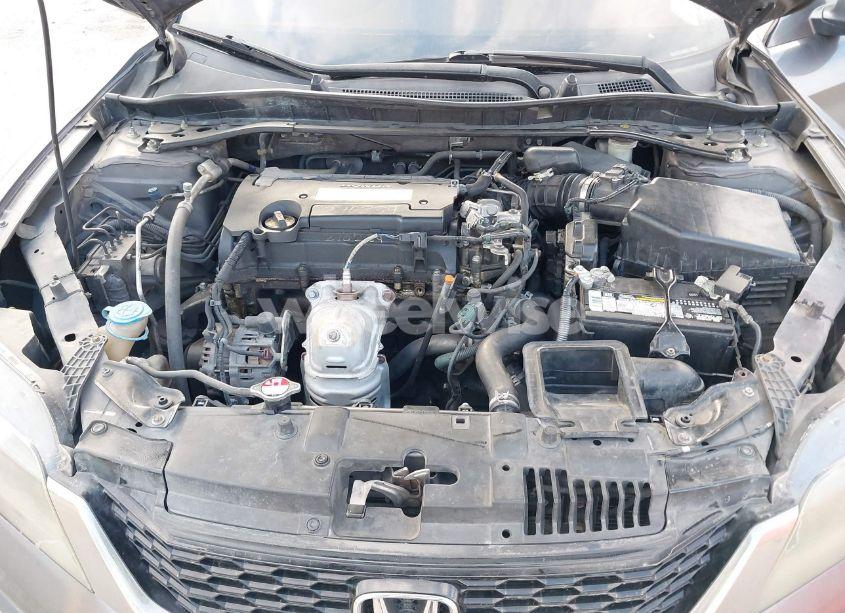 Photo 10 of 2013 Honda Accord EX (VIN 1HGCT1B75DA023327)