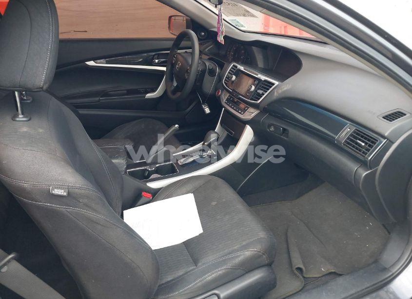 Photo 5 of 2013 Honda Accord EX (VIN 1HGCT1B75DA023327)