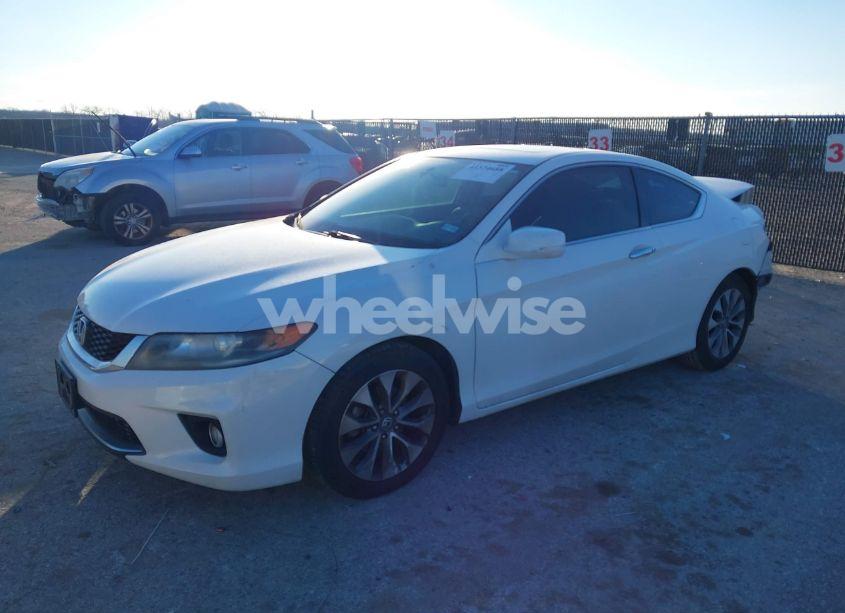 Photo 2 of 2014 Honda Accord EX (VIN 1HGCT1B75EA004729)