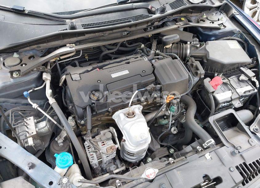 Photo 10 of 2016 Honda Accord EX (VIN 1HGCT1B75GA008427)