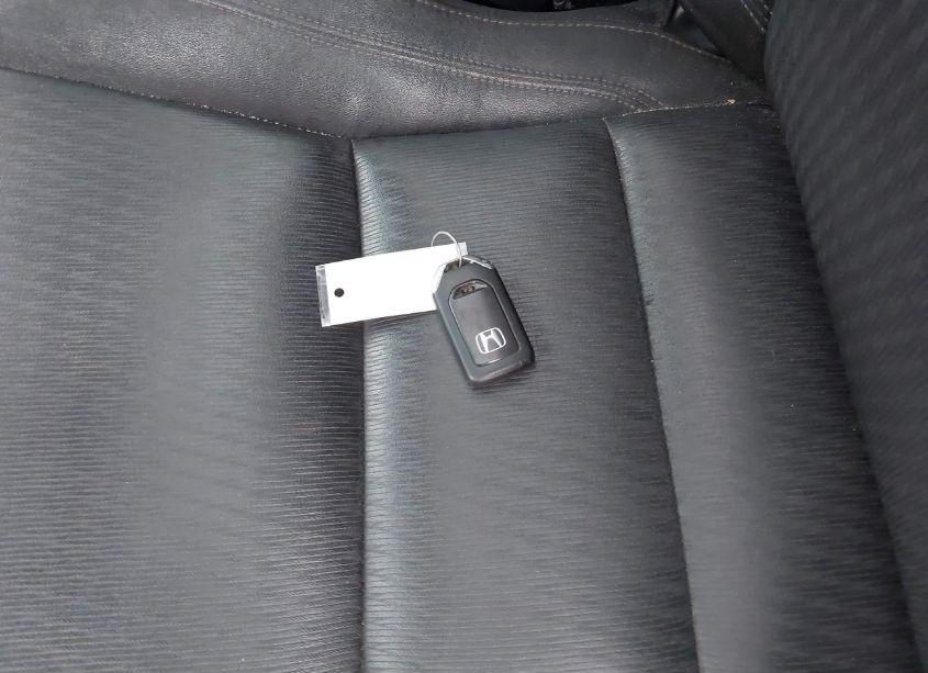 Photo 11 of 2013 Honda Accord EX (VIN 1HGCT1B77DA001765)