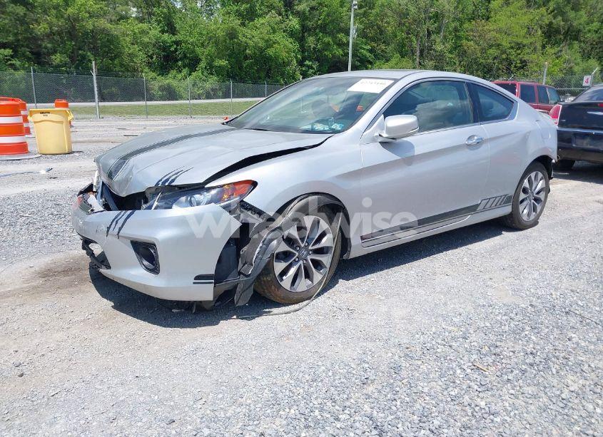 Photo 2 of 2013 Honda Accord EX (VIN 1HGCT1B79DA012458)