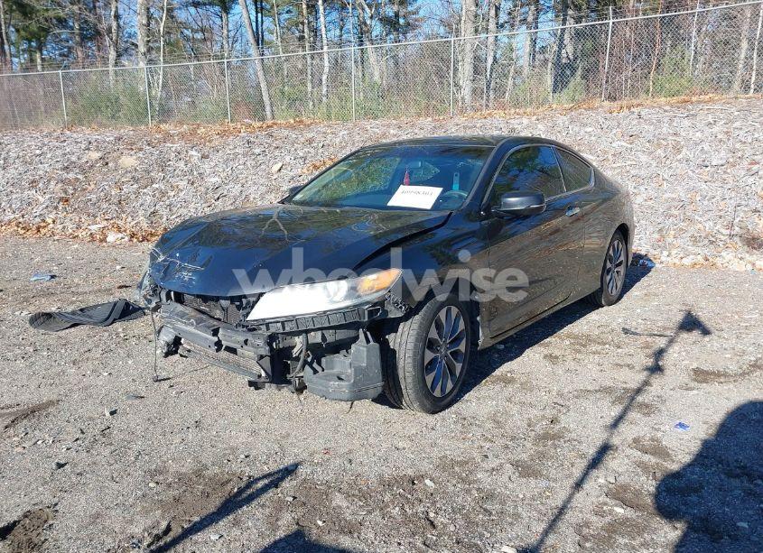 Photo 2 of 2013 Honda Accord EX (VIN 1HGCT1B79DA021581)