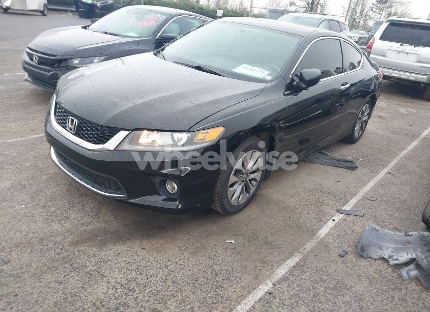 Photo 2 of 2015 Honda Accord EX (VIN 1HGCT1B79FA013435)