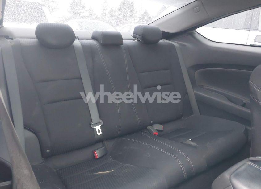 Photo 8 of 2015 Honda Accord EX (VIN 1HGCT1B79FA013435)