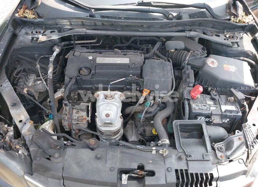 Photo 10 of 2016 Honda Accord EX (VIN 1HGCT1B79GA000511)