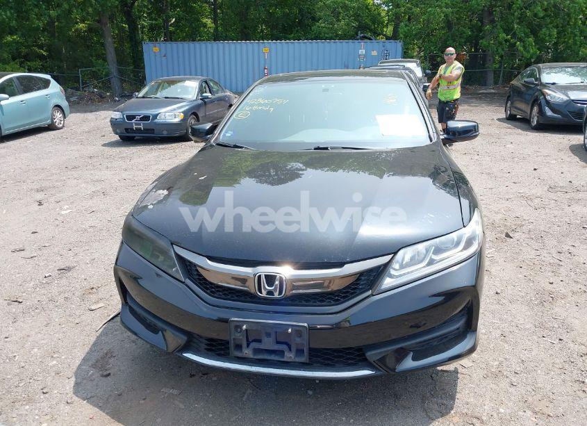 Photo 12 of 2016 Honda Accord EX (VIN 1HGCT1B79GA000511)