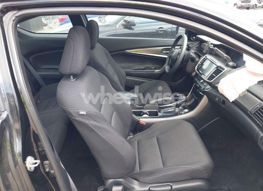 Photo 5 of 2017 Honda Accord EX (VIN 1HGCT1B79HA010134)