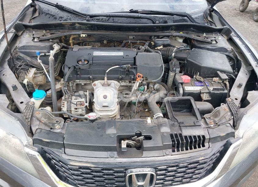 Photo 10 of 2014 Honda Accord EX (VIN 1HGCT1B7XEA000224)
