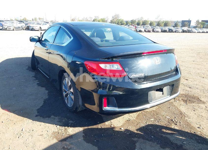 Photo 3 of 2015 Honda Accord EX (VIN 1HGCT1B7XFA008695)
