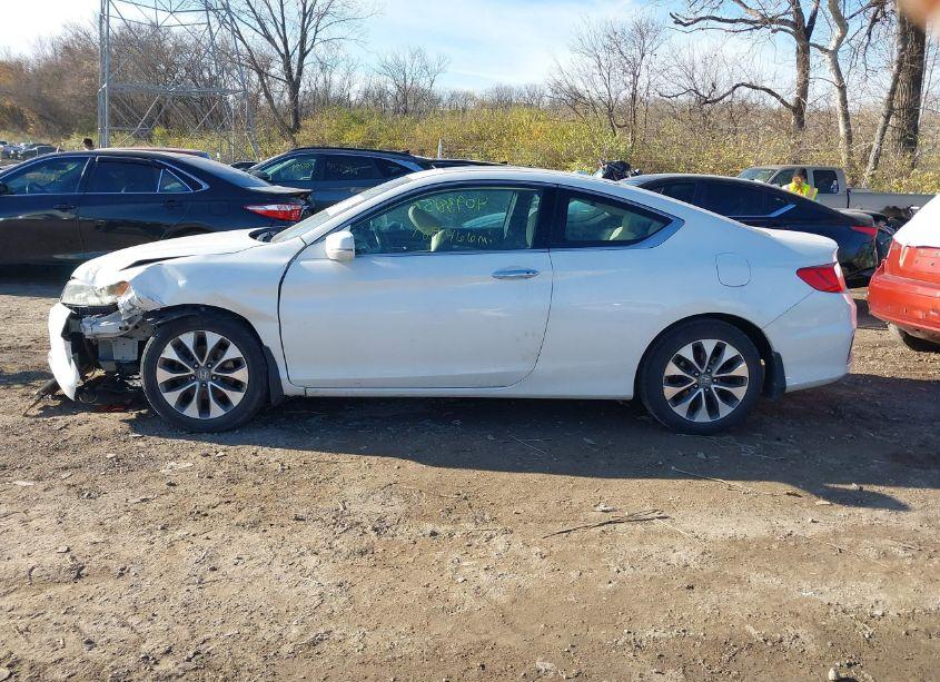 Photo 15 of 2013 Honda Accord EX-L (VIN 1HGCT1B80DA025091)