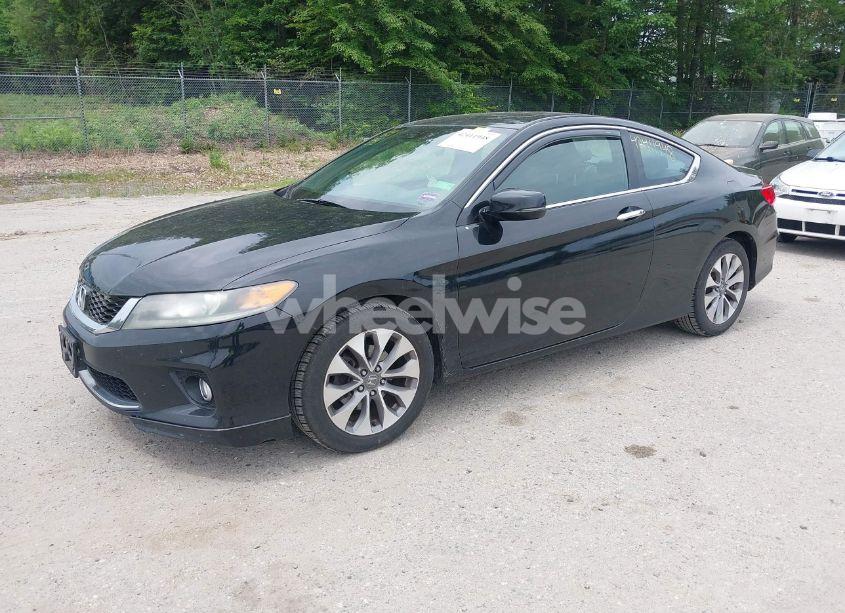 Photo 2 of 2014 Honda Accord EX-L (VIN 1HGCT1B80EA016117)