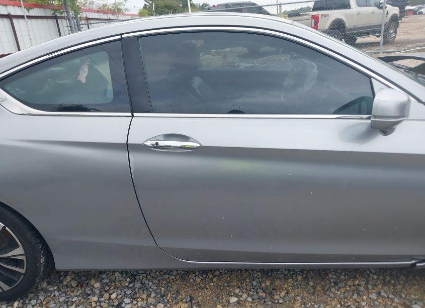 Photo 14 of 2016 Honda Accord EX-L (VIN 1HGCT1B81GA010331)