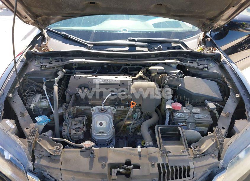 Photo 10 of 2013 Honda Accord EX-L (VIN 1HGCT1B82DA017106)