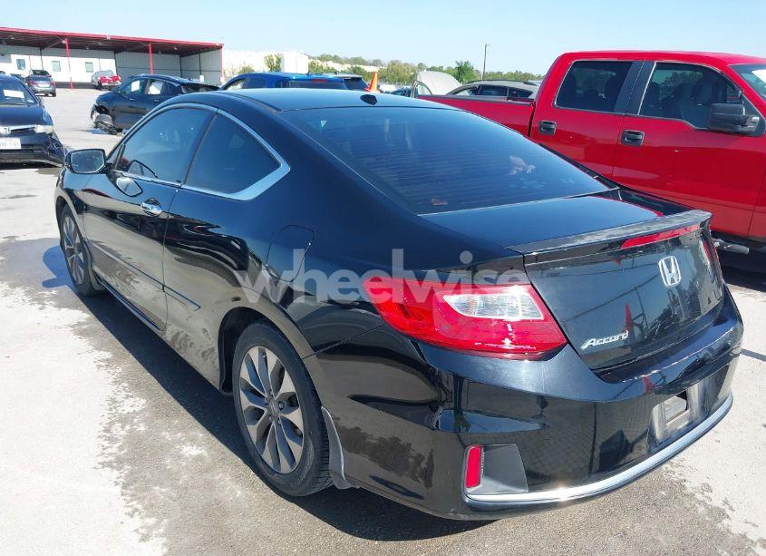 Photo 3 of 2013 Honda Accord EX-L (VIN 1HGCT1B82DA017106)