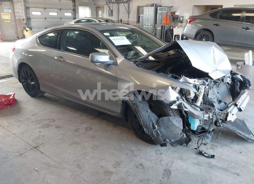 2016 Honda Accord EX-L (VIN 1HGCT1B82GA003971) main photo