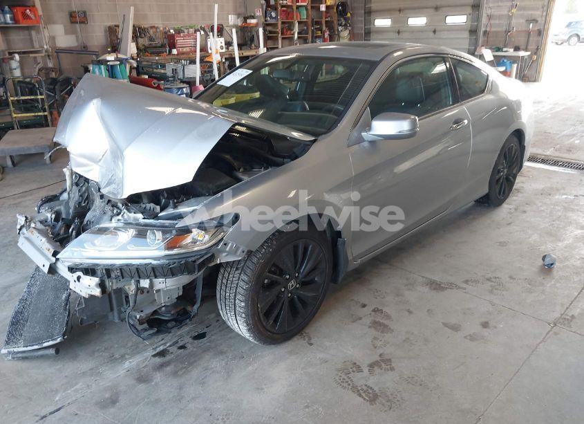 Photo 2 of 2016 Honda Accord EX-L (VIN 1HGCT1B82GA003971)