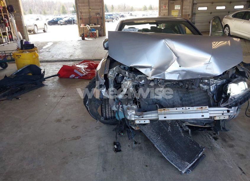 Photo 6 of 2016 Honda Accord EX-L (VIN 1HGCT1B82GA003971)