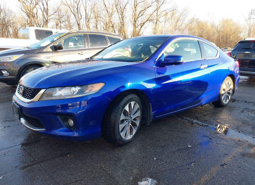 Photo 2 of 2013 Honda Accord EX-L (VIN 1HGCT1B83DA009287)