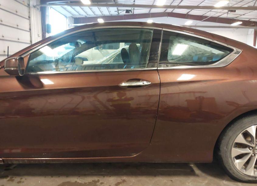 Photo 14 of 2013 Honda Accord EX-L (VIN 1HGCT1B83DA017082)