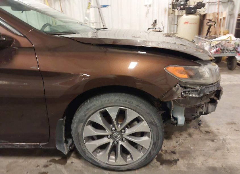 Photo 18 of 2013 Honda Accord EX-L (VIN 1HGCT1B83DA017082)